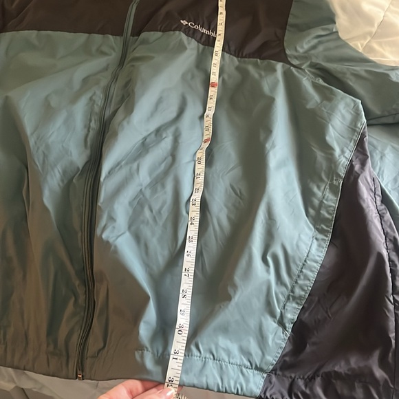 Columbia Raincoat - Picture 6 of 6